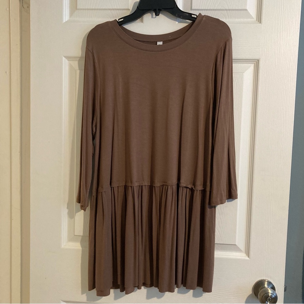 Brown 3/4 length sleeve blouse